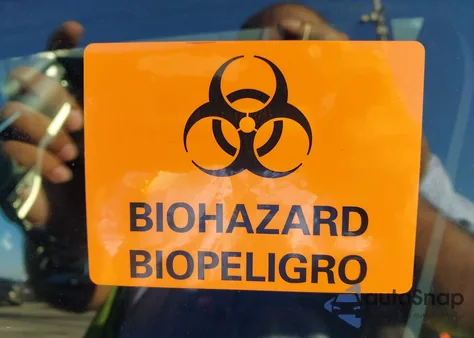 2017 Toyota Corolla Im из США, поврежденный, VIN JTNKARJE5HJ552115